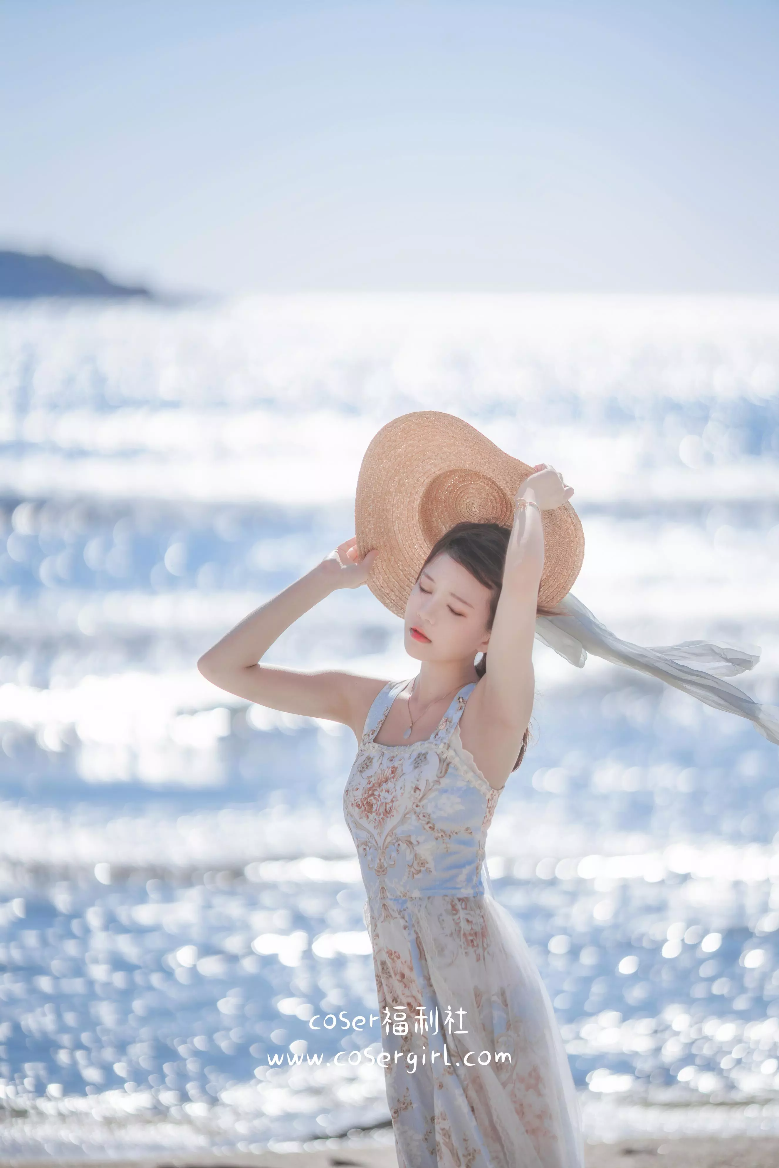 图片[5]-浪漫清新的夏日写真：桜桃喵与发光的海