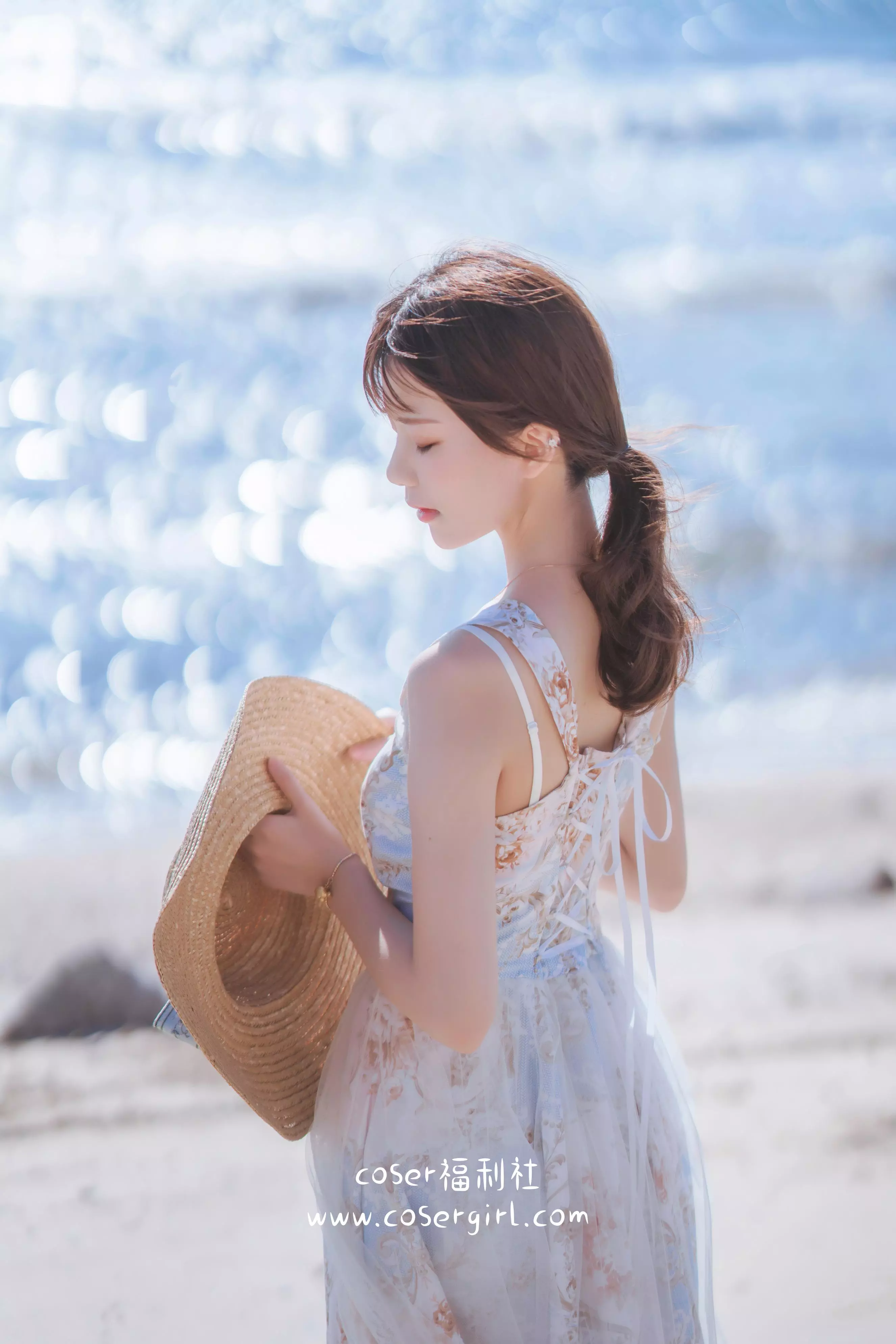 图片[3]-浪漫清新的夏日写真：桜桃喵与发光的海